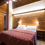 Limone Palace 4*