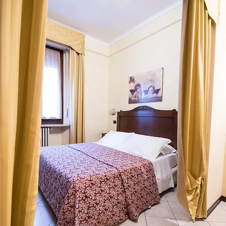 Limone Palace